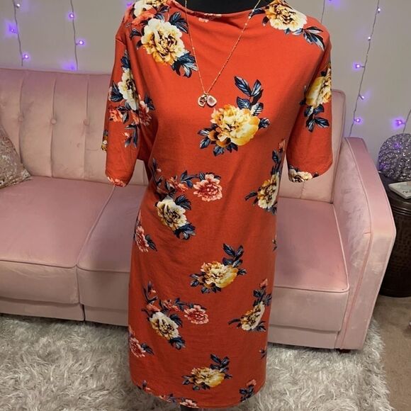 Plus Size Orange Floral Dress From Rue21 Size 4X - Picture 2 of 7